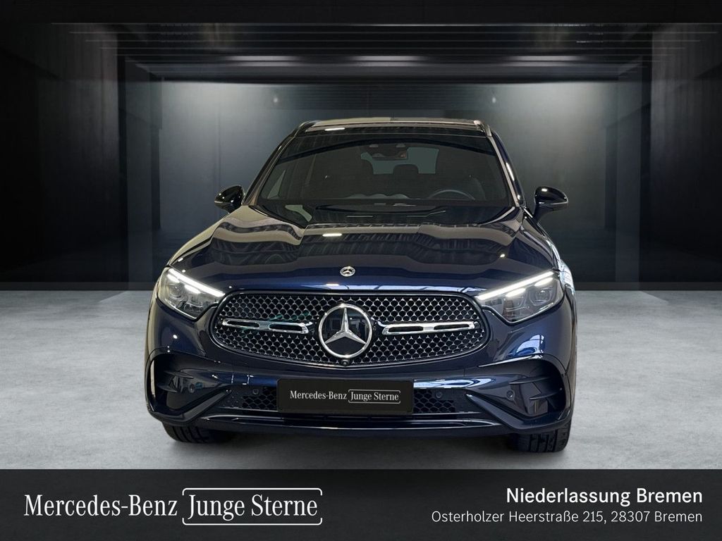 Mercedes-Benz GLC 300 2023 г. Синий, пробег 43806 км