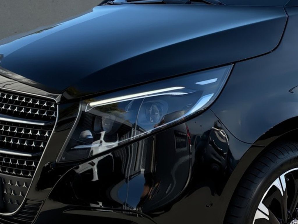 Mercedes-Benz V 300 2025 г. Чёрный, пробег 26803 км