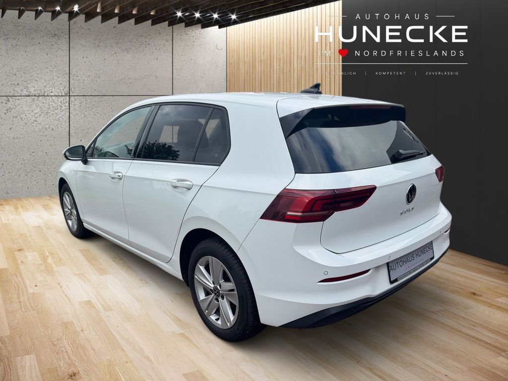 Volkswagen Golf 2025 г. Белый, пробег 35100 км
