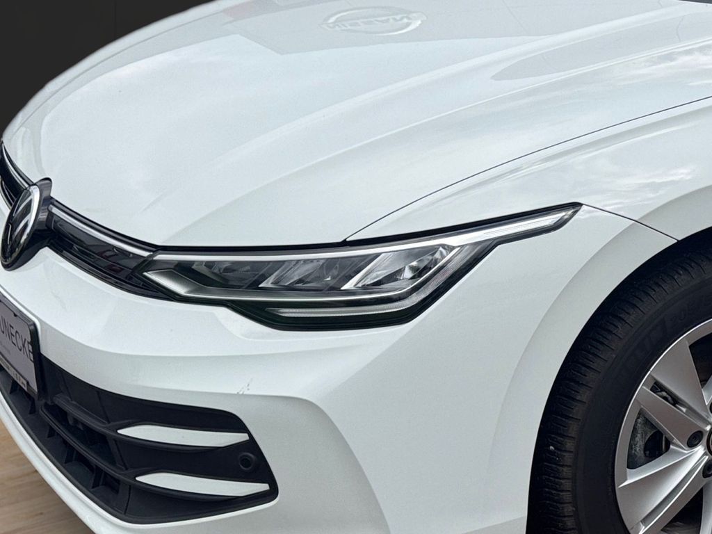 Volkswagen Golf 2025 г. Белый, пробег 35100 км