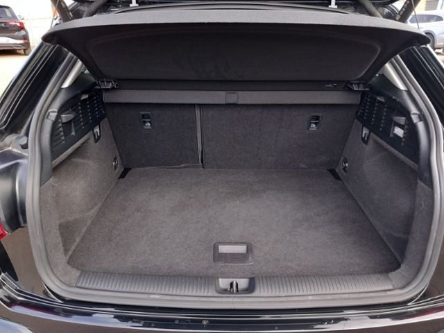 Audi Q2 2023 г. Чёрный, пробег 52875 км