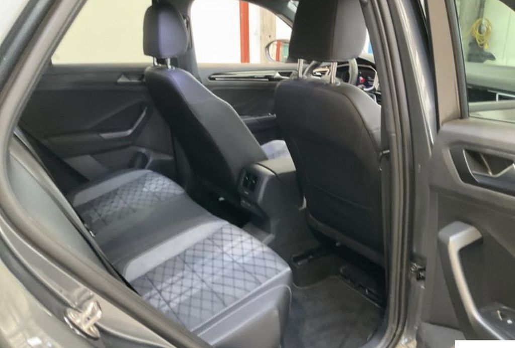 Volkswagen T-Roc 2025 г. Серый, пробег 24688 км