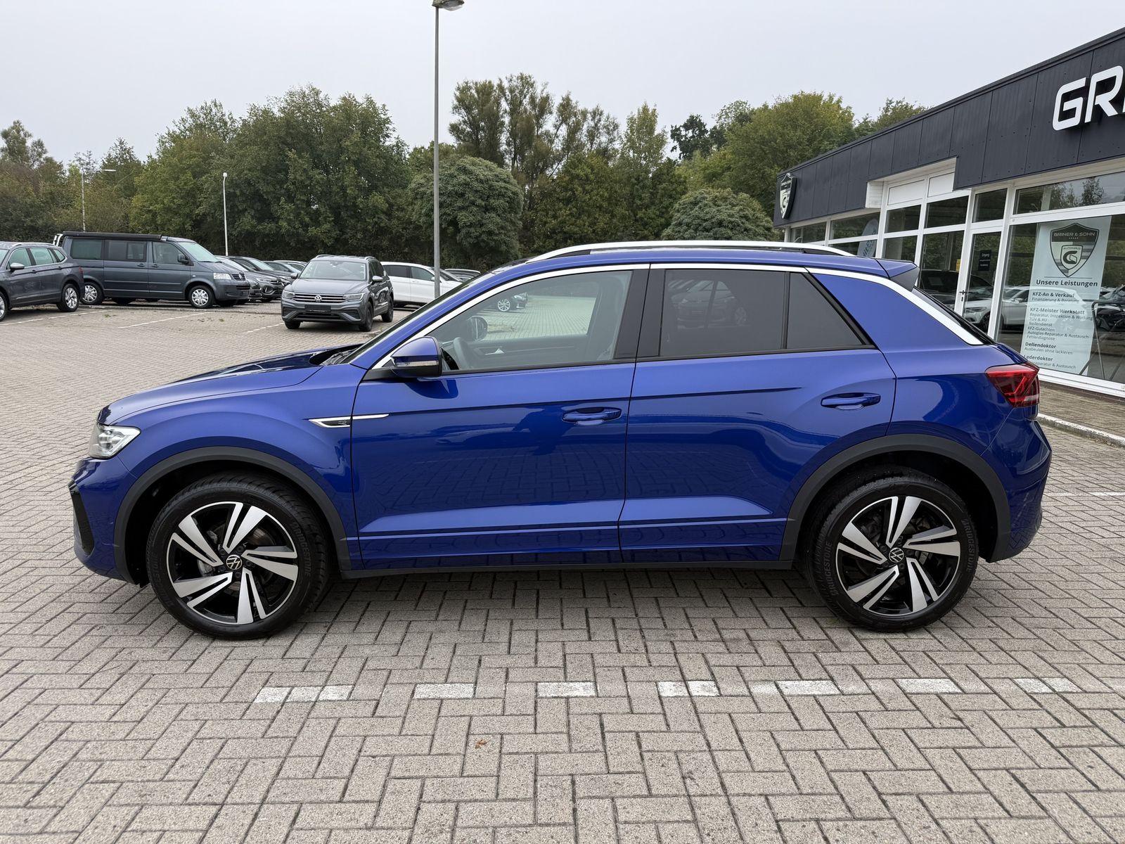 Volkswagen T-Roc 2025 г. Синий, пробег 24964 км