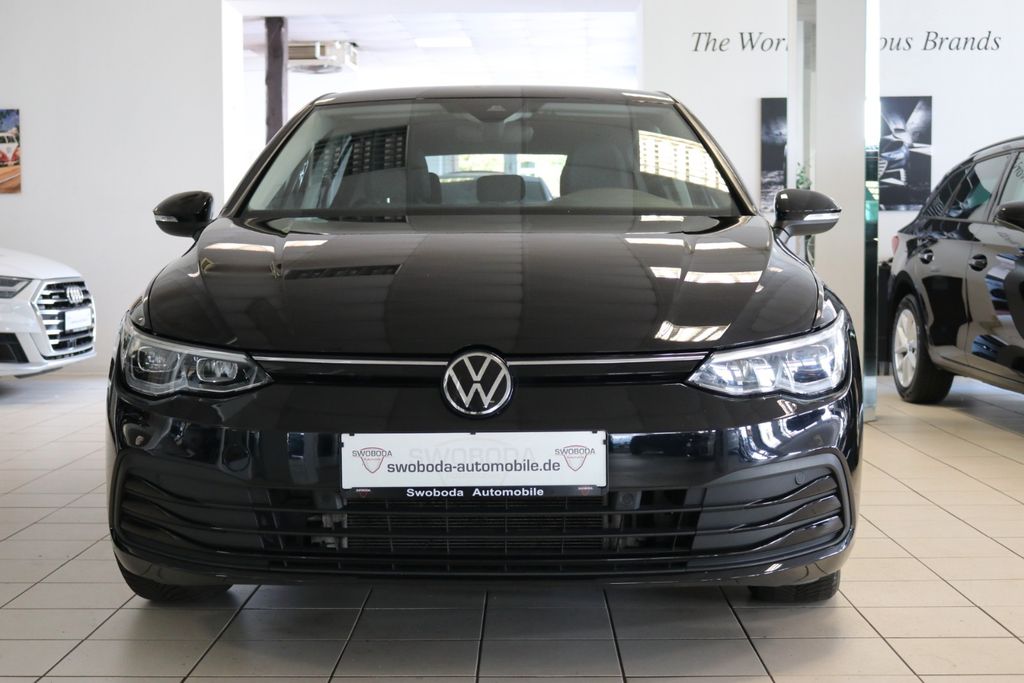Volkswagen Golf 2023 г. Чёрный, пробег 44306 км