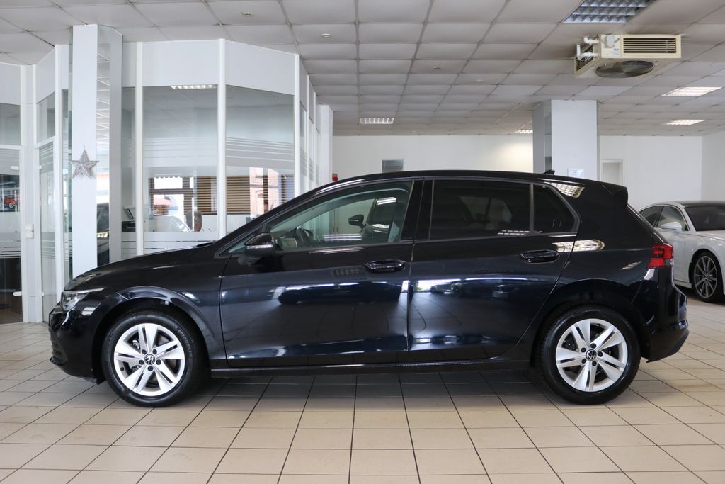 Volkswagen Golf 2023 г. Чёрный, пробег 44306 км