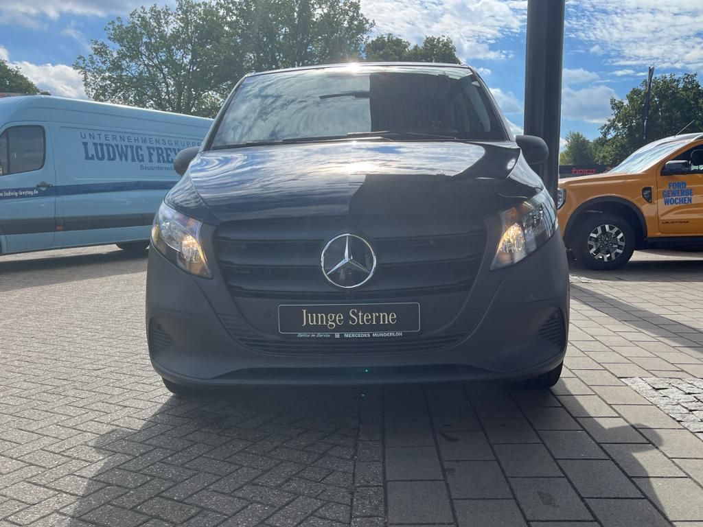 Mercedes-Benz Vito 2025 г. Чёрный, пробег 40327 км