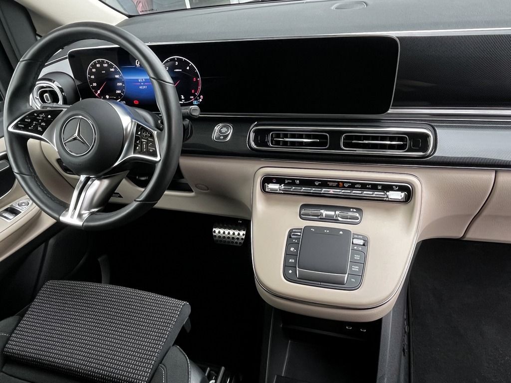 Mercedes-Benz V 220 2025 г. Серый, пробег 40331 км