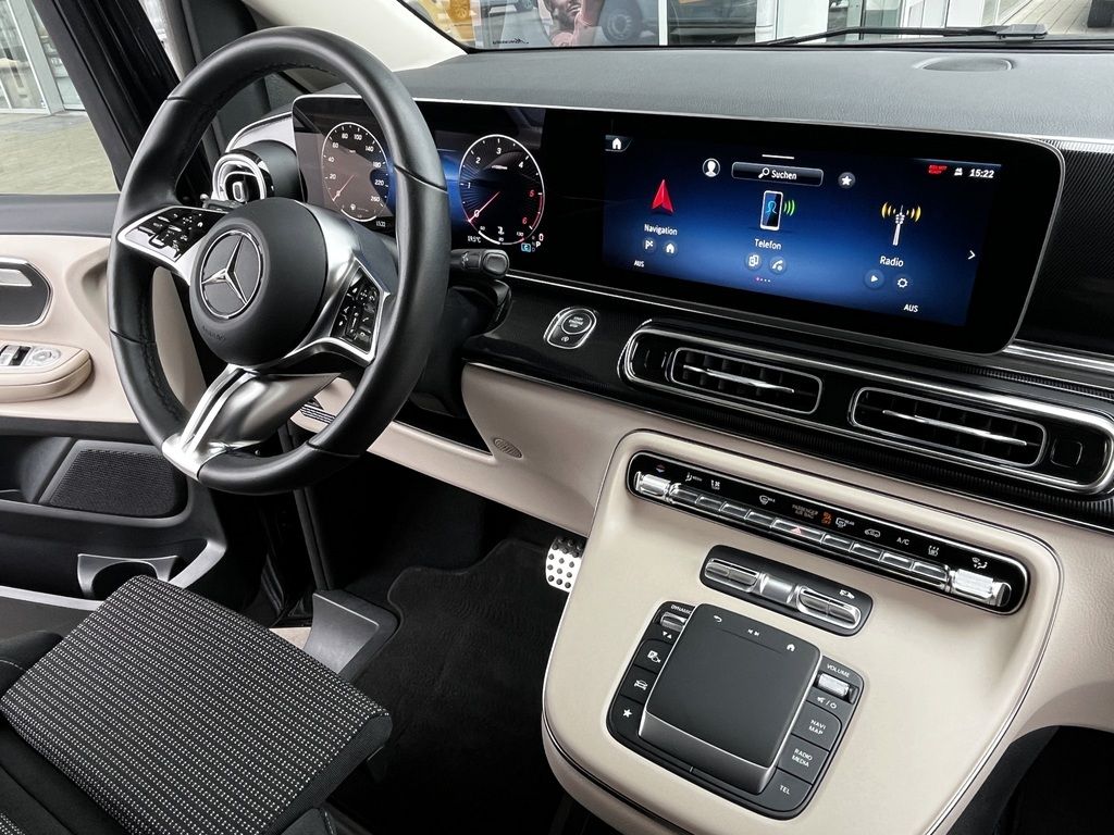 Mercedes-Benz V 220 2025 г. Серый, пробег 40331 км