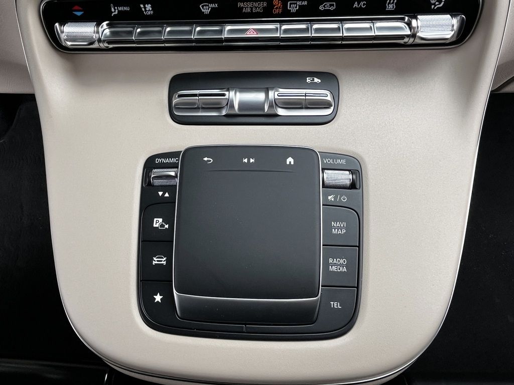 Mercedes-Benz V 220 2025 г. Серый, пробег 40331 км