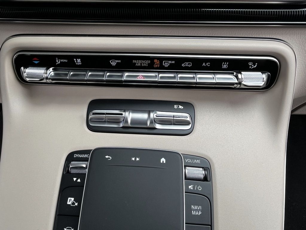 Mercedes-Benz V 220 2025 г. Серый, пробег 40331 км