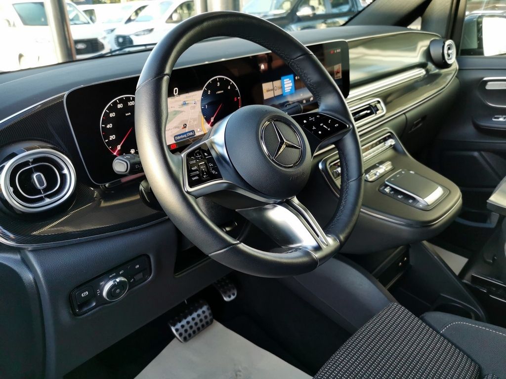 Mercedes-Benz V 220 2025 г. Серый, пробег 19657 км