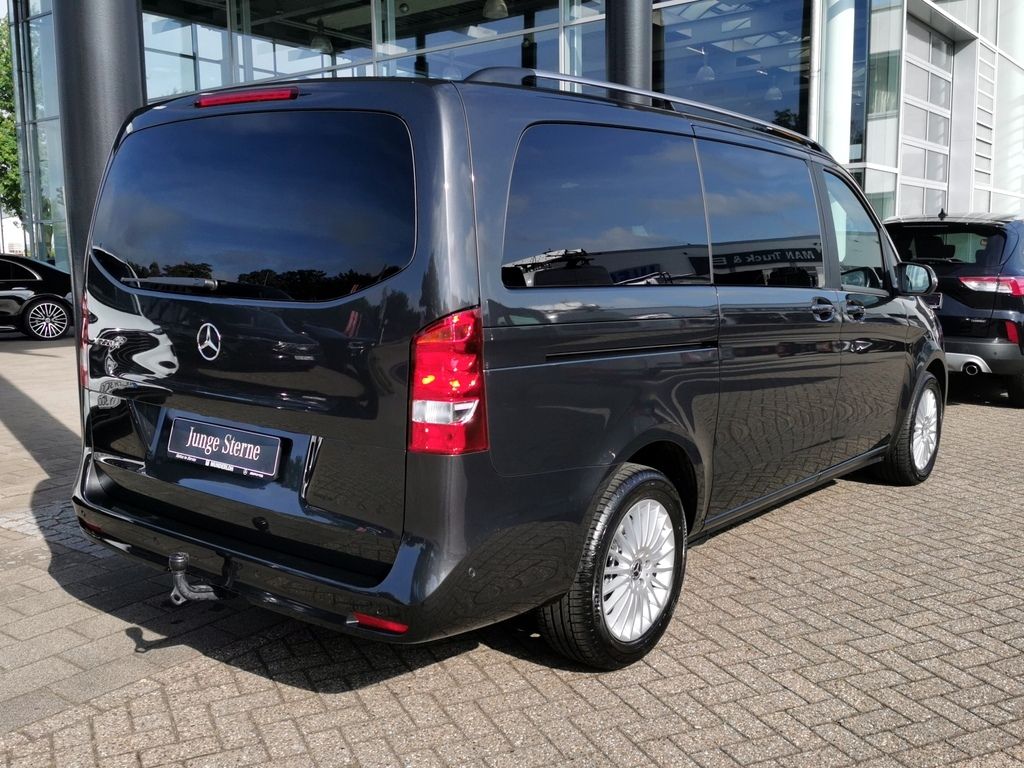 Mercedes-Benz V 220 2025 г. Серый, пробег 4215 км
