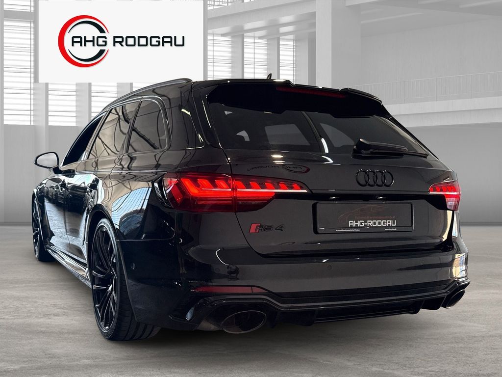 Audi RS4 2023 г. Чёрный, пробег 59057 км