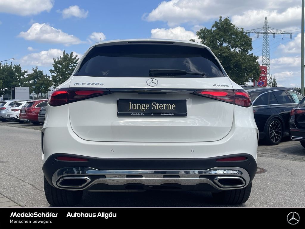 Mercedes-Benz GLC 220 2025 г. Белый, пробег 13999 км
