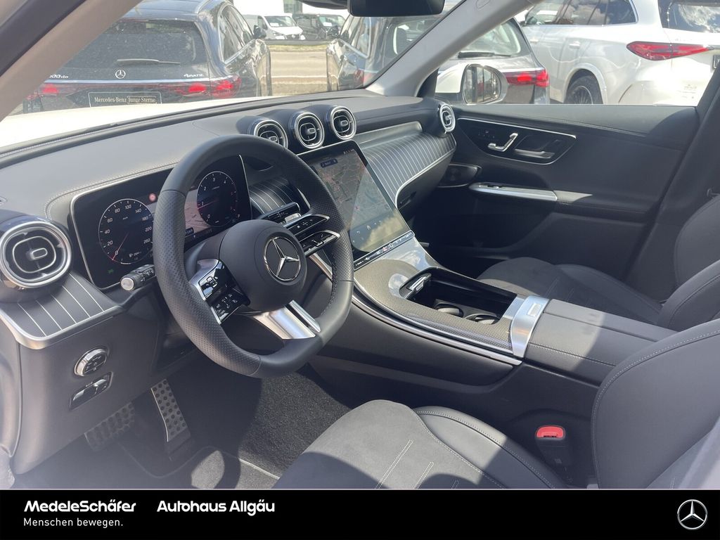 Mercedes-Benz GLC 220 2025 г. Белый, пробег 13999 км