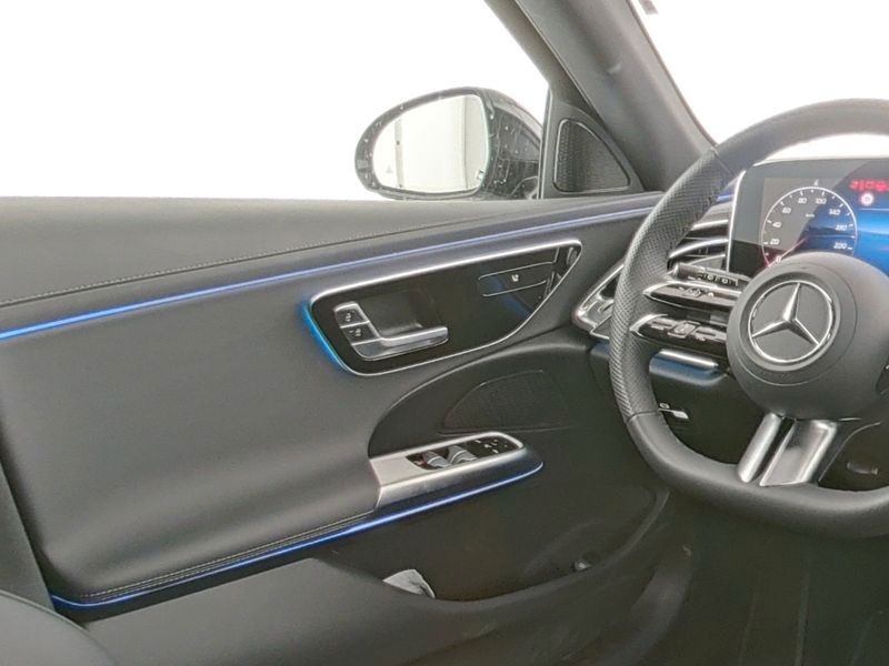 Mercedes-Benz E 200 2025 г. Серый, пробег 20698 км