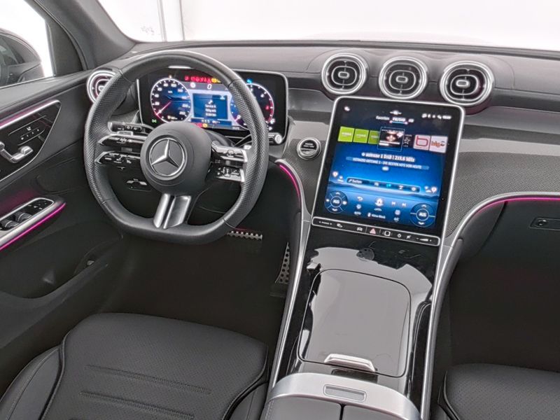 Mercedes-Benz GLC 220 2026 г. Серый, пробег 31435 км