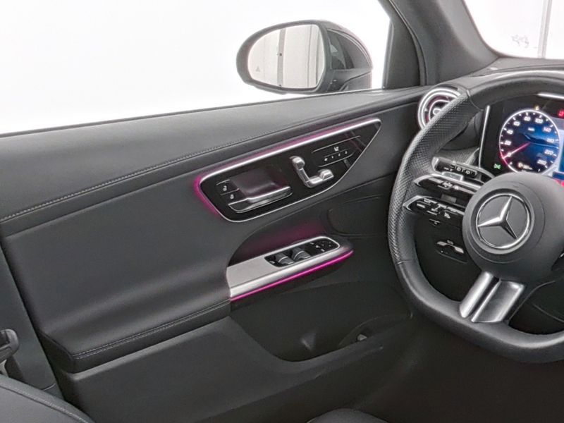Mercedes-Benz GLC 220 2026 г. Серый, пробег 31435 км