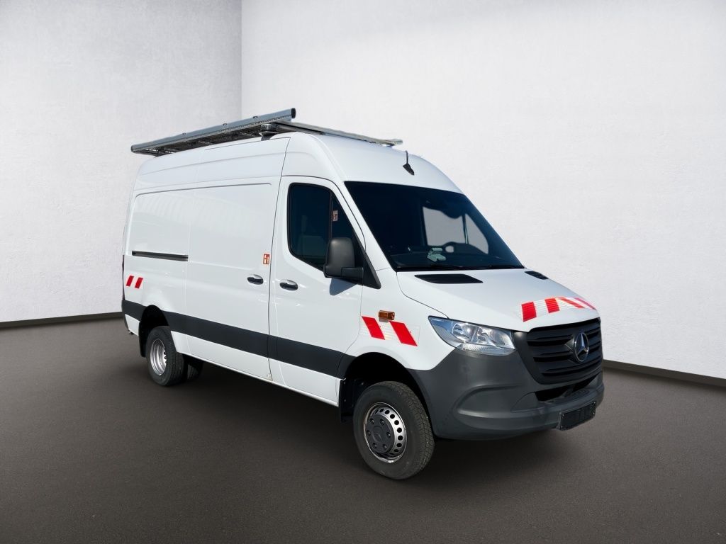 Mercedes-Benz SPRINTER 2021 г. Белый, пробег 54559 км