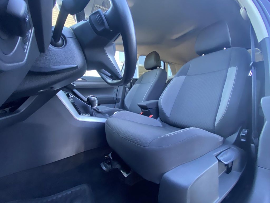 Volkswagen Polo 2023 г. Чёрный, пробег 44411 км