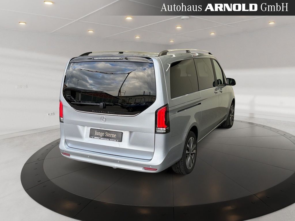 Mercedes-Benz V 250 2024 г. Серебристый, пробег 33210 км