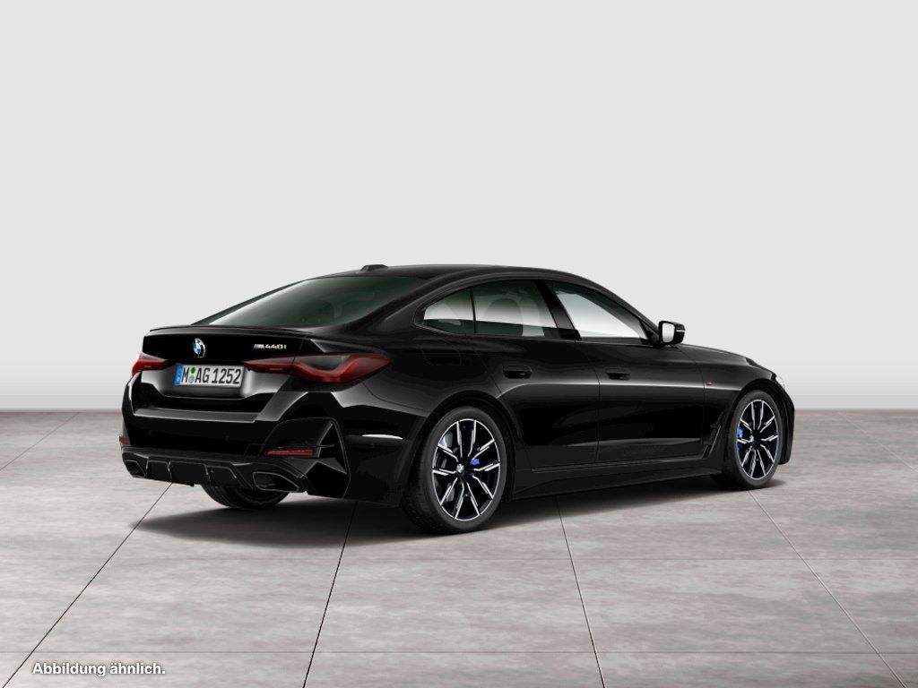 BMW M440 2023 г. Чёрный, пробег 11444 км