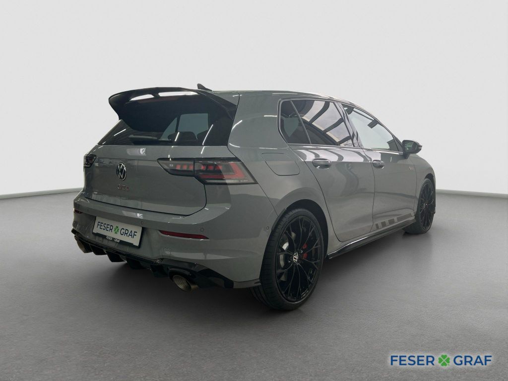 Volkswagen Golf 2026 г. Серый, пробег 7468 км