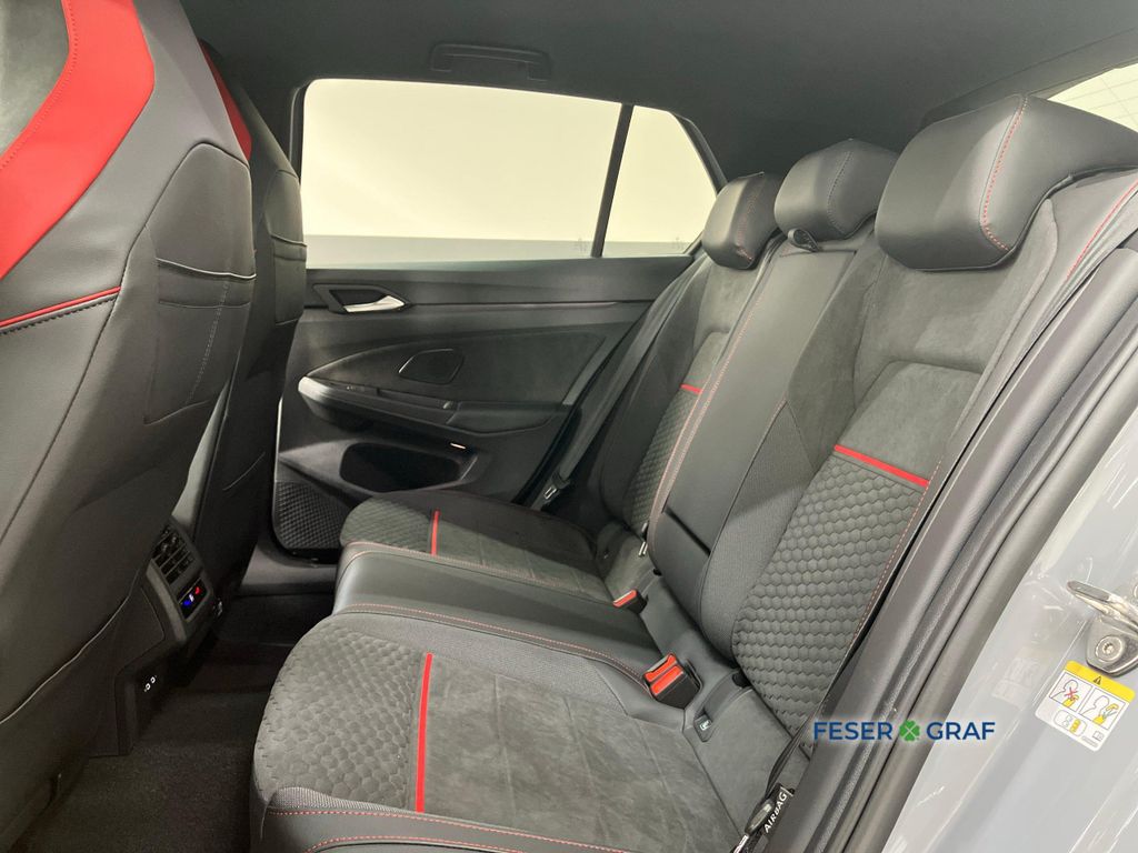 Volkswagen Golf 2026 г. Серый, пробег 7468 км