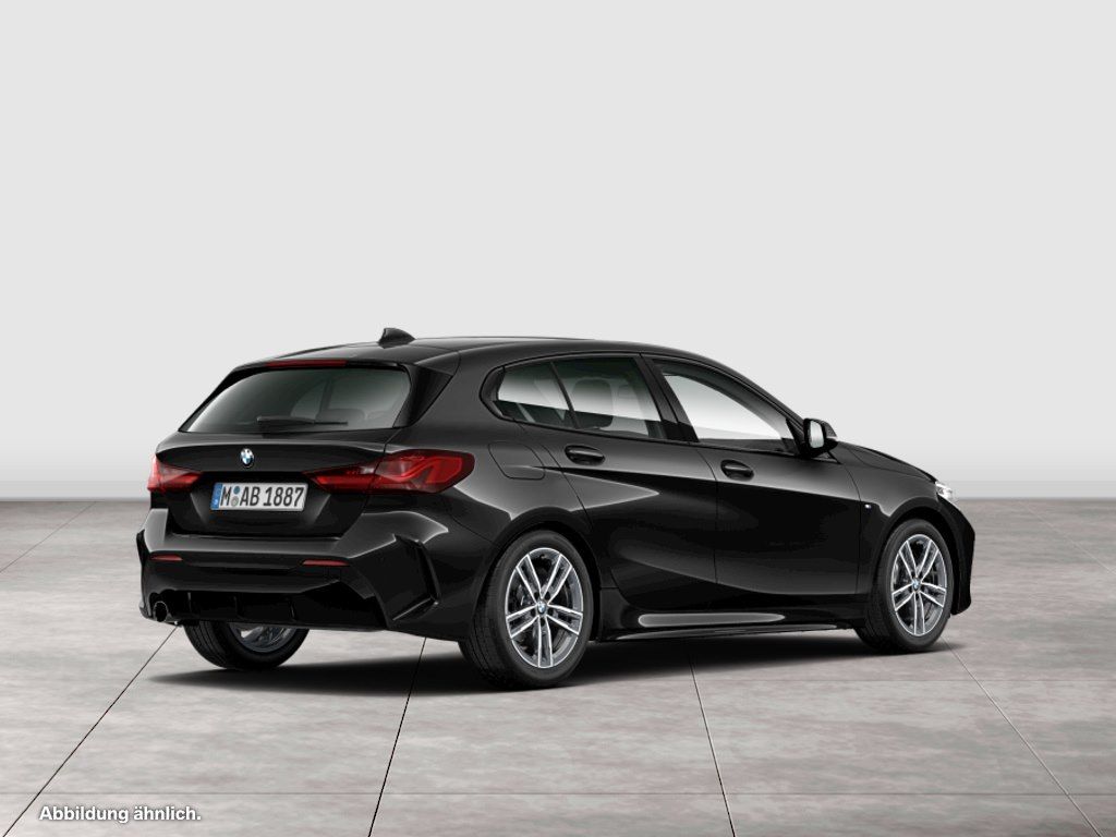 BMW 118 2023 г. Чёрный, пробег 50006 км