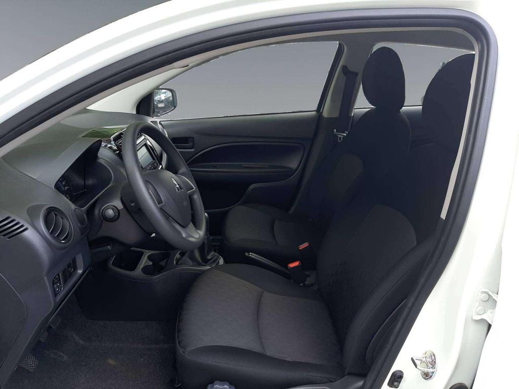 Mitsubishi Space Star 2024 г. Белый, пробег 32976 км