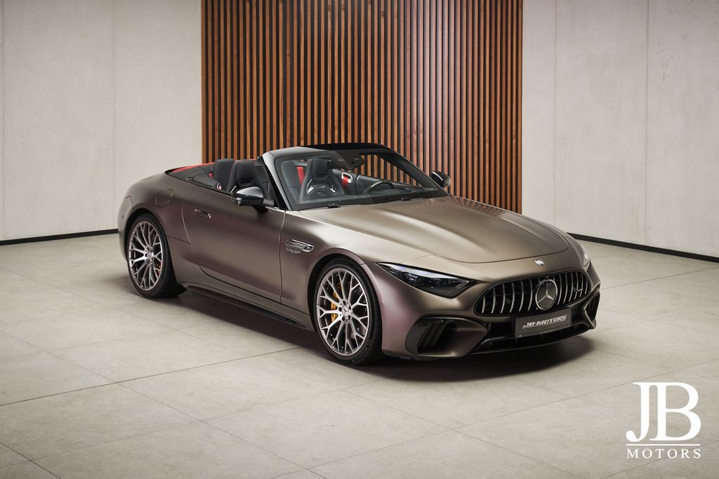 Mercedes-Benz SL 63 AMG 2023 г. Серый, пробег 35000 км