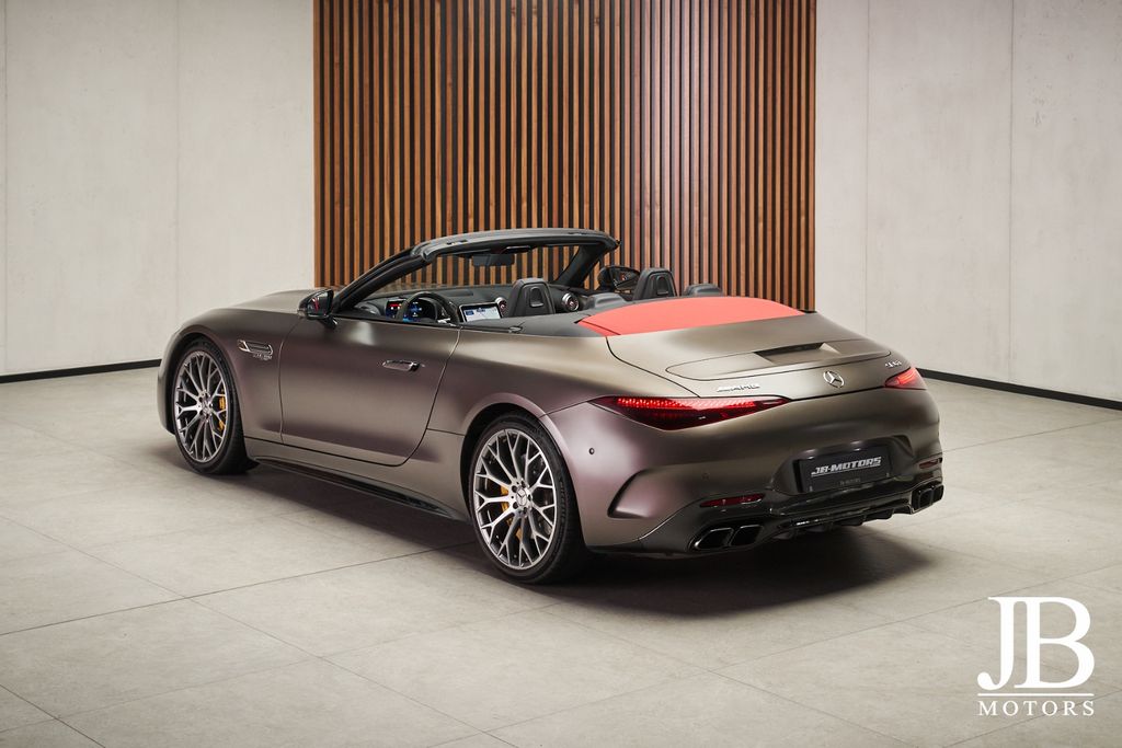 Mercedes-Benz SL 63 AMG 2023 г. Серый, пробег 35000 км