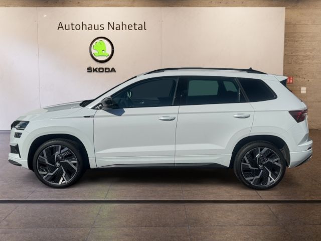 Skoda Karoq 2022 г. Белый, пробег 47850 км