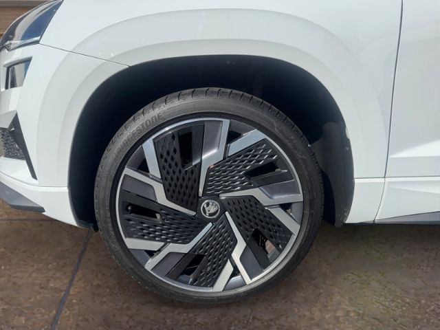 Skoda Karoq 2022 г. Белый, пробег 47850 км