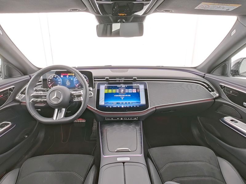 Mercedes-Benz E 200 2025 г. Чёрный, пробег 25858 км