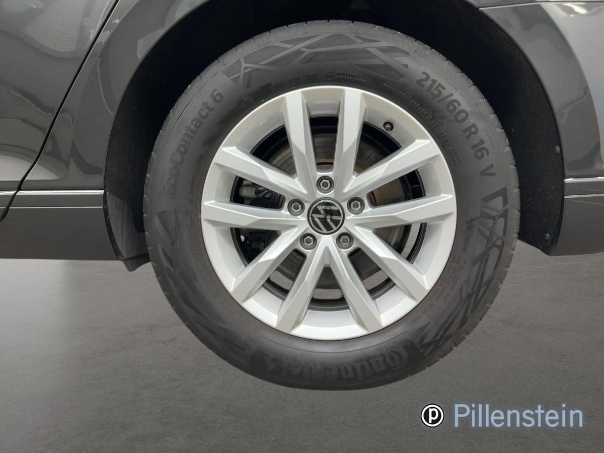 Volkswagen PASSAT VARIANT 2022 г. Серый, пробег 55950 км