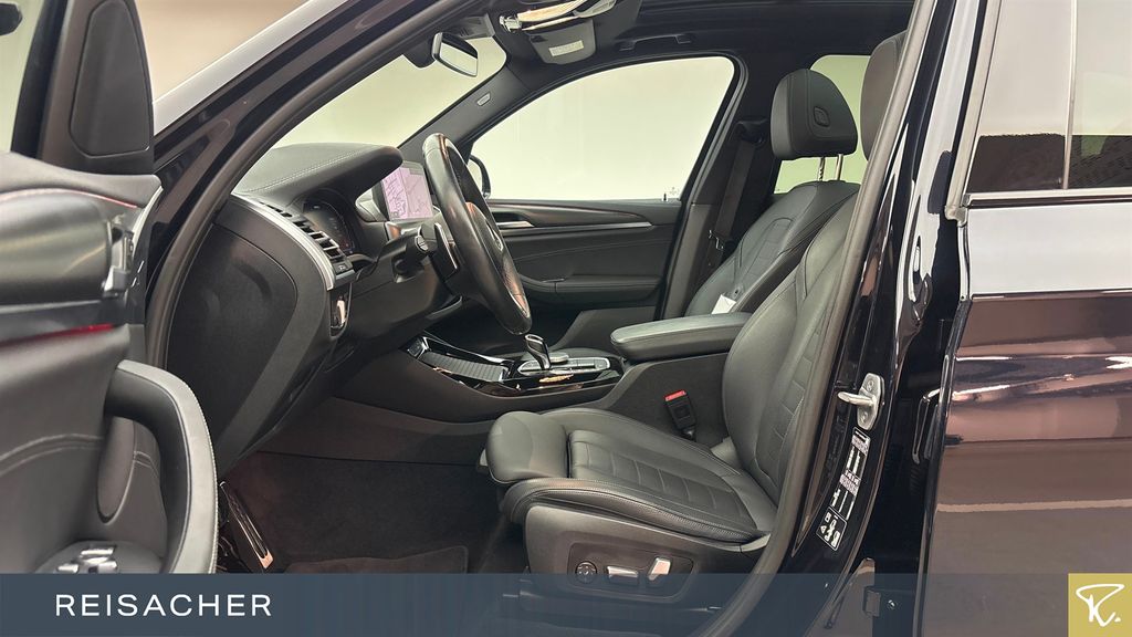 BMW X3 M40 2023 г. Чёрный, пробег 48375 км