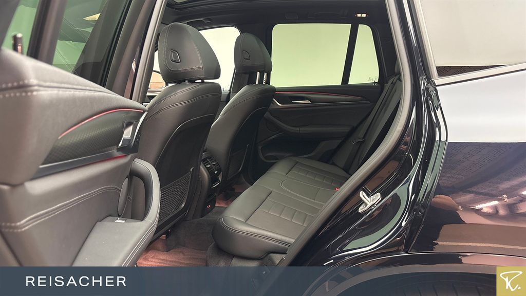 BMW X3 M40 2023 г. Чёрный, пробег 48375 км