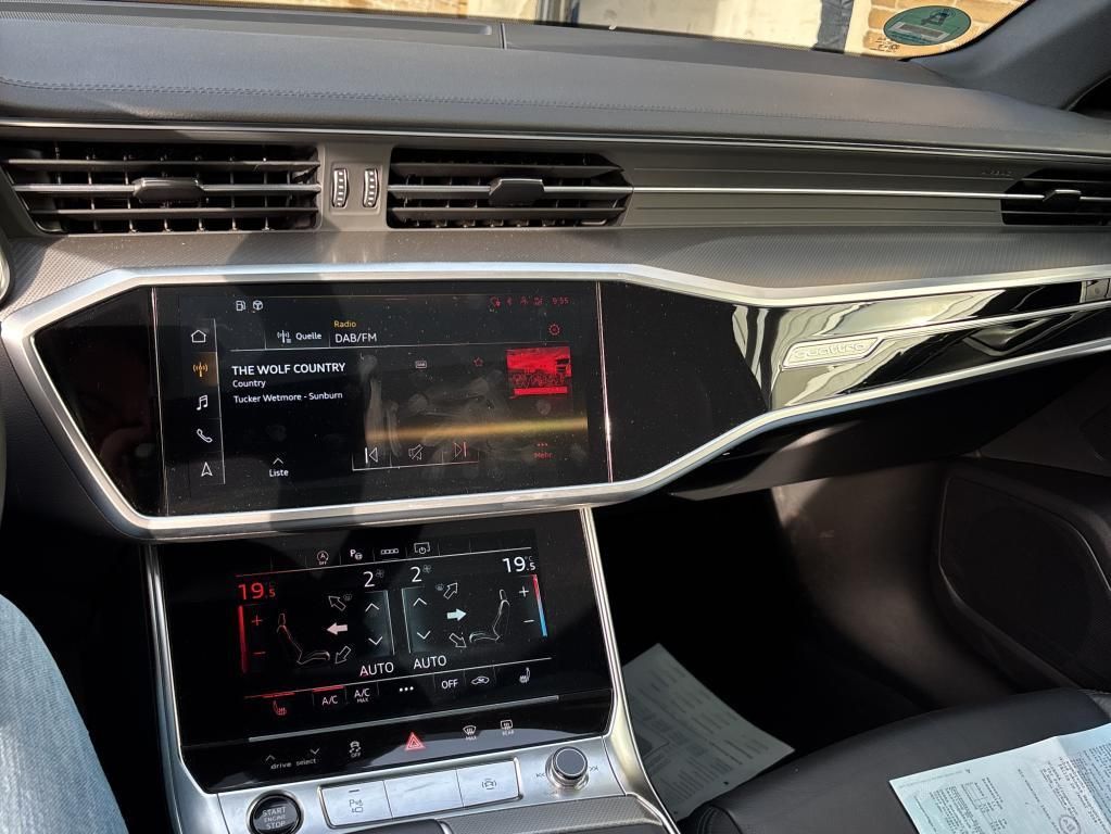 Audi A6 2023 г. Синий, пробег 38994 км