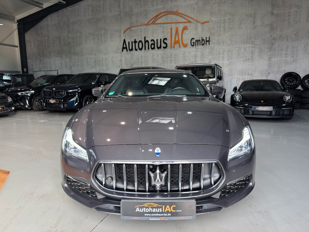 Maserati Quattroporte 2022 г. Серый, пробег 45000 км