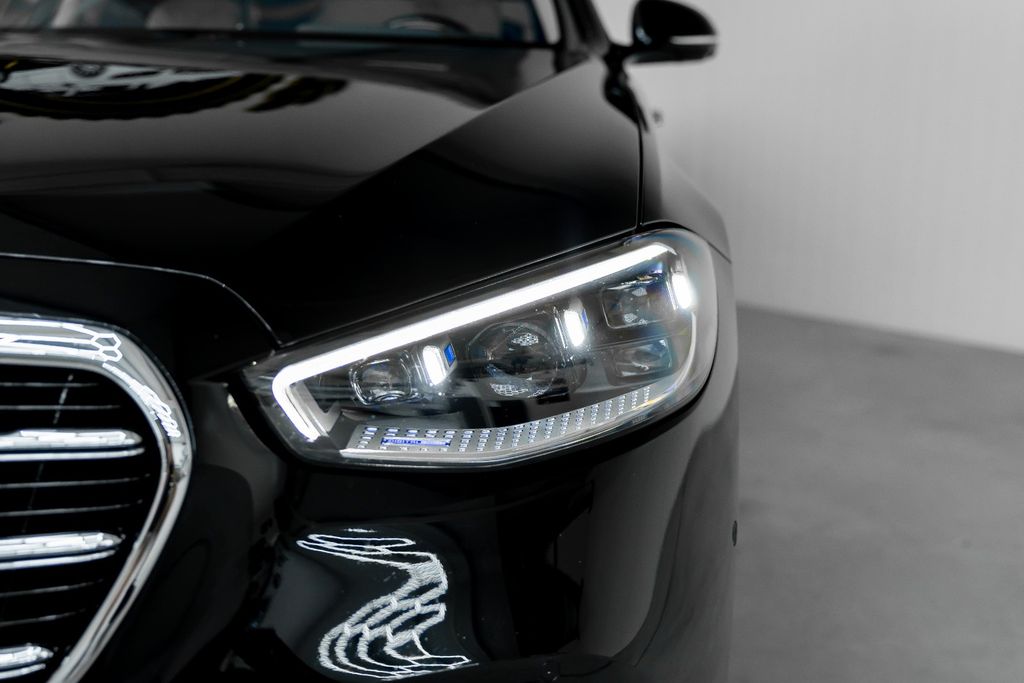 Mercedes-Benz S 580 2024 г. Чёрный, пробег 48750 км