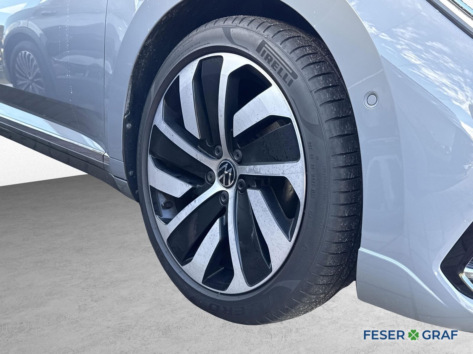 Volkswagen Arteon 2023 г. Серый, пробег 37600 км
