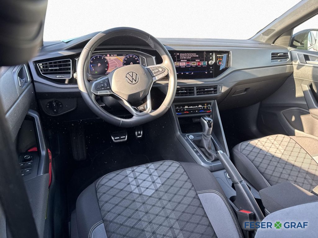 Volkswagen Taigo 2024 г. Серый, пробег 22450 км