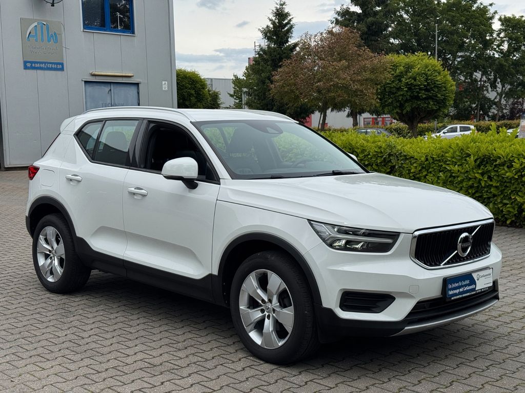 Volvo XC40 2021 г. Белый, пробег 51120 км