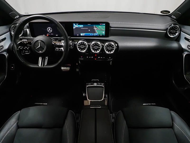 Mercedes-Benz CLA 220 2025 г. Серый, пробег 22105 км