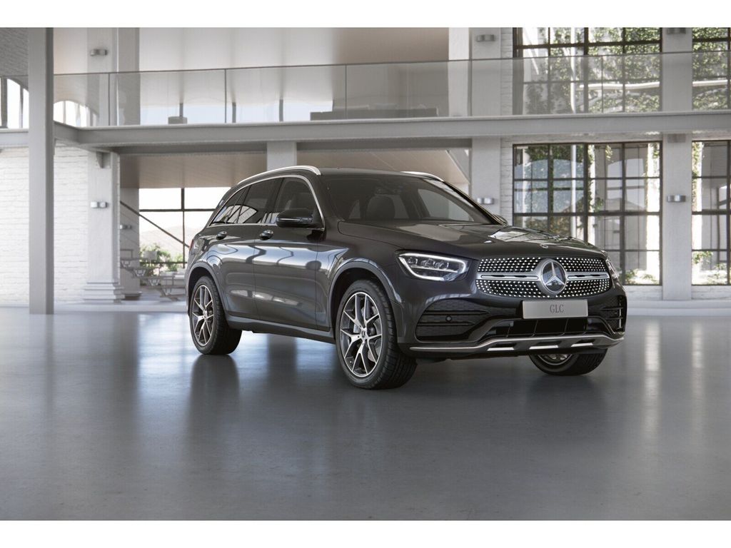 Mercedes-Benz GLC 400 2022 г. Серый, пробег 45923 км