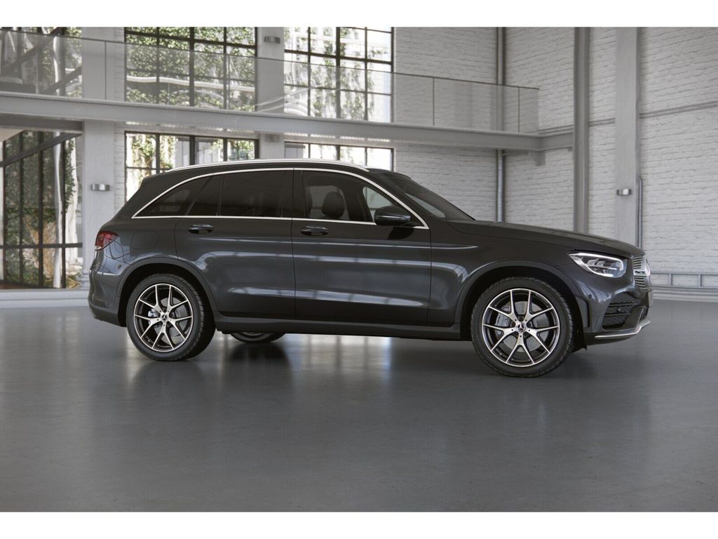Mercedes-Benz GLC 400 2022 г. Серый, пробег 45923 км