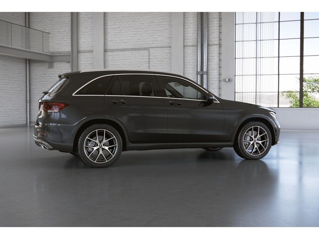 Mercedes-Benz GLC 400 2022 г. Серый, пробег 45923 км