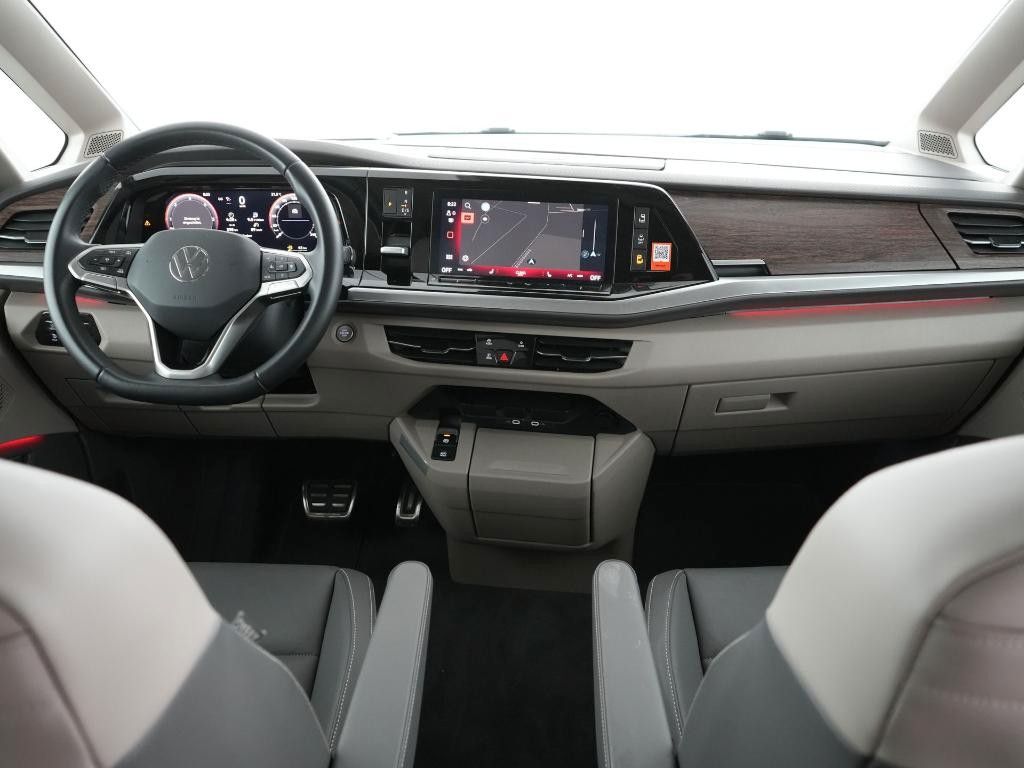Volkswagen T7 MULTIVAN 2025 г. Серый, пробег 21900 км