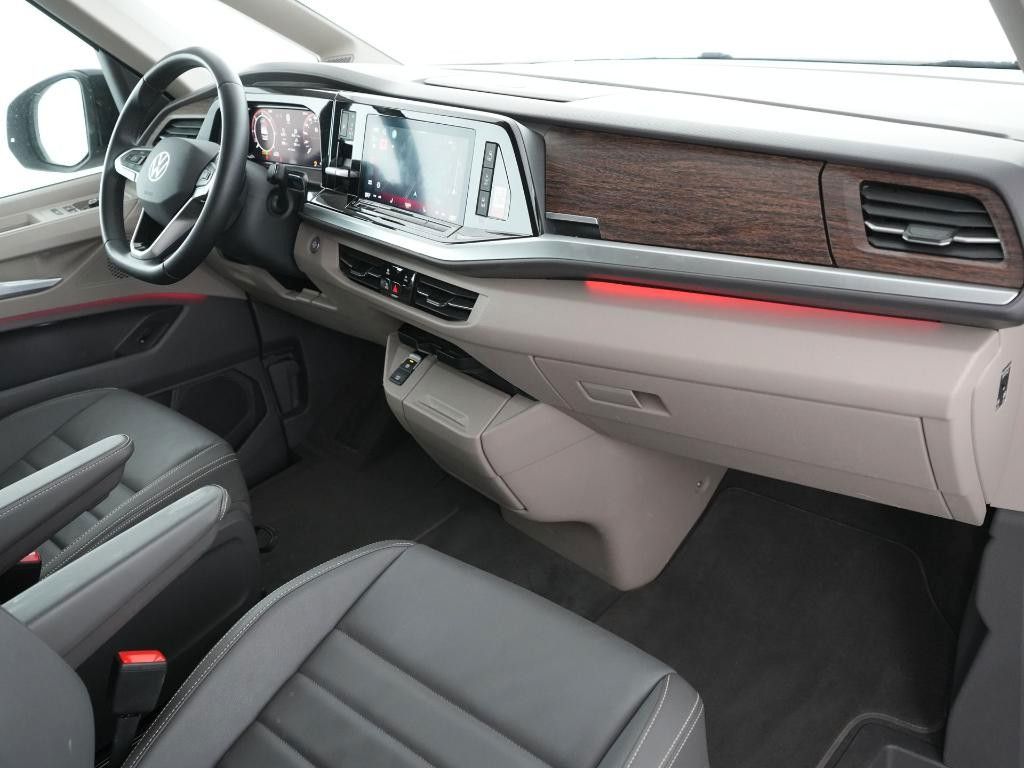 Volkswagen T7 MULTIVAN 2025 г. Серый, пробег 21900 км